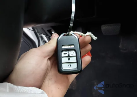 2020 Honda Insight Touring from USA, damaged, VIN 19XZE4F95LE014316